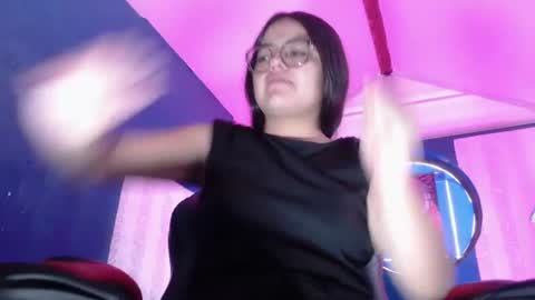 Snapshot of vitoria23_ chatting on June 2026 01:24:02 PM victoria 3 online show from June 2026 01:24:02 PM