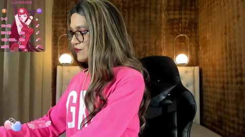 VittaaaPlease help me with your thumbs up its important  online show from February 2025 12:57:02 PM