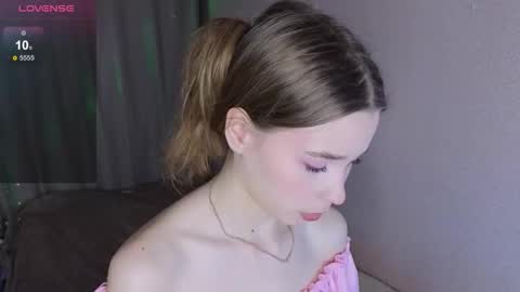 vitterrick online show from November 2025 04:40:01 PM