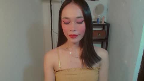 Snapshot of vivahotbabessandra chatting on May 2026 06:37:02 PM SANDRA GOING YOU online show from May 2026 06:37:02 PM