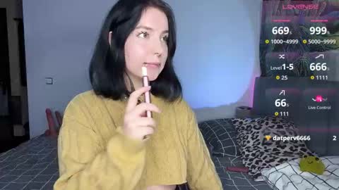 Vivi   online show from November 2025 11:59:02 PM