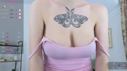 Sofia online show from December 2025 04:25:02 PM