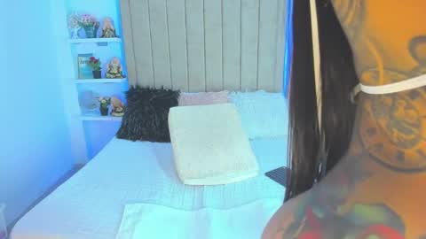 Vivian Monroe online show from January 2025 03:19:01 PM