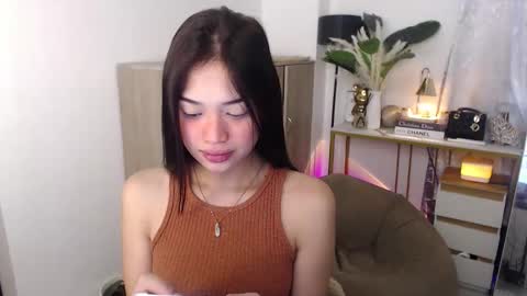 Vivian online show from September 2025 11:41:02 PM