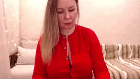 Vivian online show from March 2026 04:57:02 PM