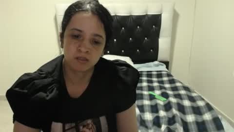 Snapshot of vivian_walt_ chatting on June 2026 08:27:01 AM melissa online show from June 2026 08:27:01 AM