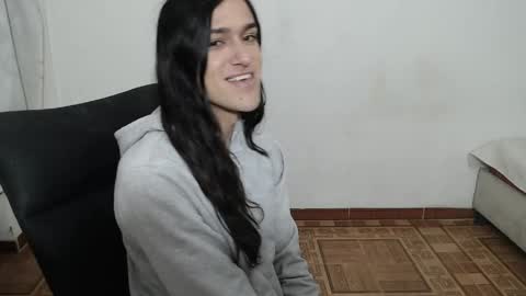 Snapshot of vivianalatin chatting on June 2026 12:03:01 AM instagram Viviana73215 online show from June 2026 12:03:01 AM