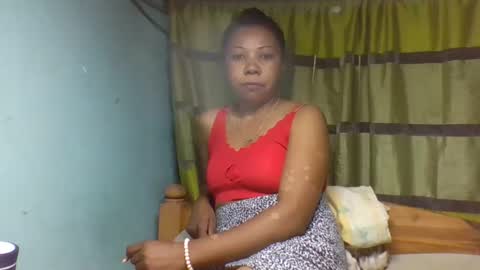 viviane0812 online show from December 2025 05:31:02 PM