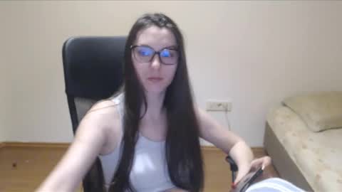 Snapshot of vivianngray chatting on February 2025 01:08:01 AM Vivian Gray online show from February 2025 01:08:01 AM