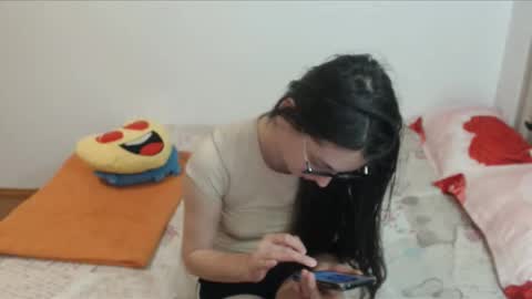 Snapshot of vivianngray chatting on October 2025 07:57:02 PM Vivian Gray online show from October 2025 07:57:02 PM