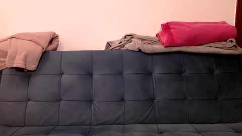 Viv online show from February 2025 08:24:01 PM