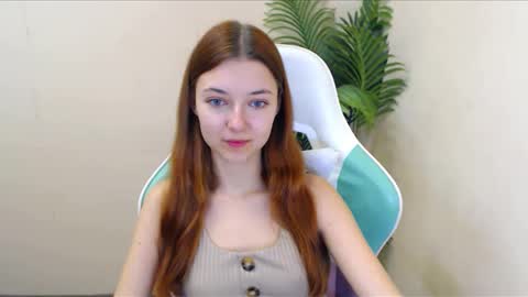 Vivien online show from December 2024 06:59:02 PM