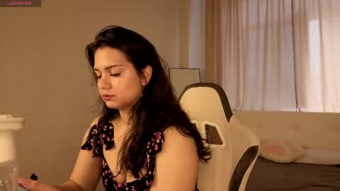 vivien_ross online show from June 2026 12:55:02 AM