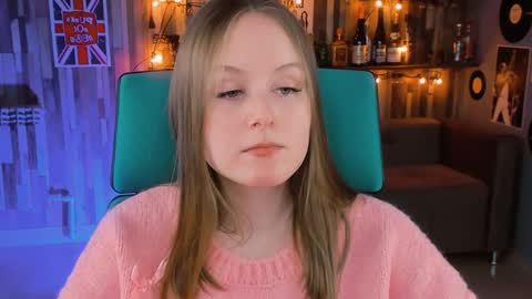 Vivien online show from January 2025 02:35:01 PM