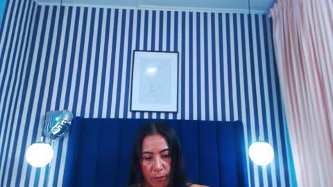 Snapshot of viviennerosette chatting on January 2026 01:13:02 PM Vivian online show from January 2026 01:13:02 PM