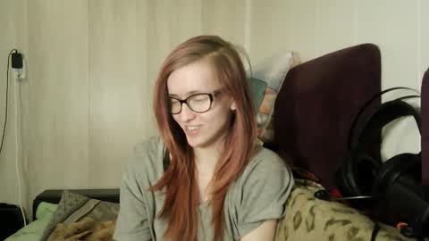 viviennesumner online show from March 2026 04:00:01 PM