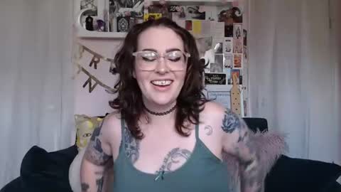 Snapshot of vixinvvitch chatting on July 2026 05:00:01 PM VIXIN online show from July 2026 05:00:01 PM
