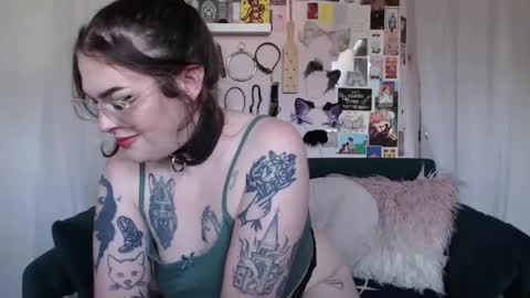 Snapshot of vixinvvitch chatting on July 2026 07:39:01 PM VIXIN online show from July 2026 07:39:01 PM