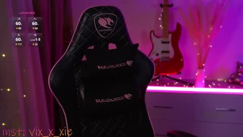 vixxxiee online show from March 2025 07:38:01 PM