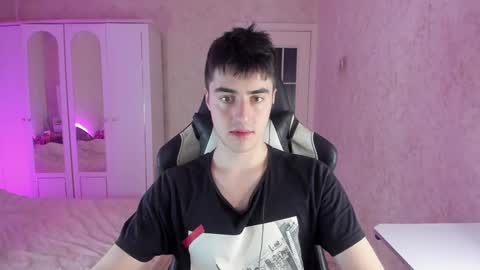 Martin online show from December 2024 11:13:01 PM