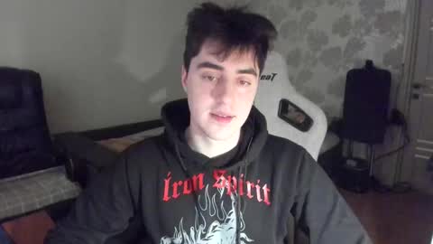 Snapshot of vlad1605 chatting on January 2026 07:13:02 AM Martin online show from January 2026 07:13:02 AM