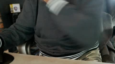 Snapshot of vnpg92 chatting on February 2025 04:22:01 PM vnpg92 online show from February 2025 04:22:01 PM