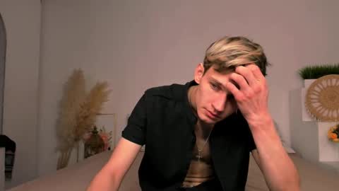 Dan online show from February 2026 04:06:02 AM