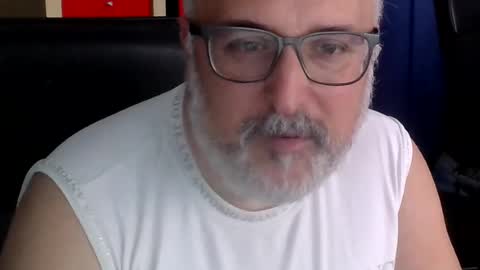 Snapshot of volpi72 chatting on June 2026 10:19:02 AM volpi72 online show from June 2026 10:19:02 AM
