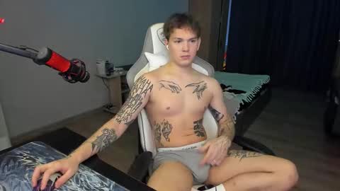 Snapshot of vova_belkin_ chatting on November 2025 09:28:02 AM vova online show from November 2025 09:28:02 AM