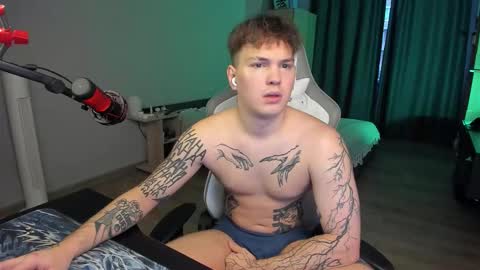 Snapshot of vova_belkin_ chatting on November 2025 12:05:01 PM vova online show from November 2025 12:05:01 PM