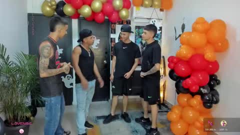 voyeurism_guys online show from October 2025 11:05:01 PM