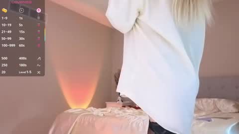 Snapshot of vsunshiny chatting on September 2025 03:13:02 PM Sunshiny online show from September 2025 03:13:02 PM