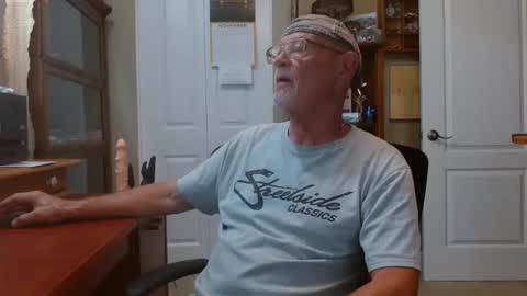 Snapshot of vueuorme chatting on November 2025 02:59:02 PM Vueuorme online show from November 2025 02:59:02 PM