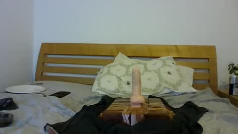 Snapshot of vwelad6969 chatting on March 2025 04:34:02 AM hung boy online show from March 2025 04:34:02 AM