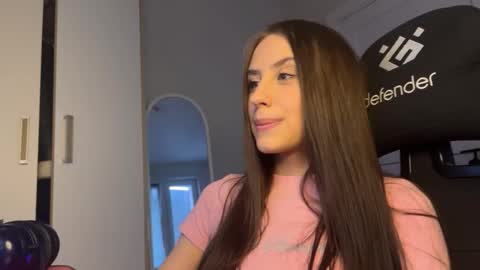 Arina online show from March 2026 01:39:01 PM