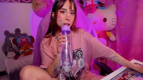 AIKA  online show from October 2025 08:58:01 PM