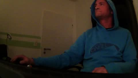 Snapshot of wailersgun chatting on January 2025 07:49:02 PM wailersgun online show from January 2025 07:49:02 PM