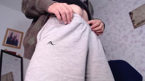 Snapshot of wake_and_bakee chatting on December 2024 07:54:02 AM John online show from December 2024 07:54:02 AM