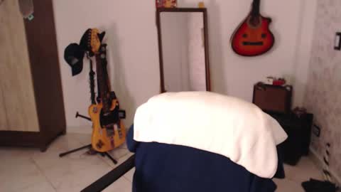 Snapshot of wake_and_bakee chatting on October 2025 12:42:02 AM John online show from October 2025 12:42:02 AM