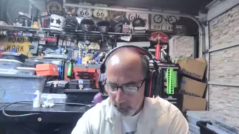 Snapshot of wakesblowinclouds chatting on October 2025 08:02:02 AM wakesblowinclouds online show from October 2025 08:02:02 AM