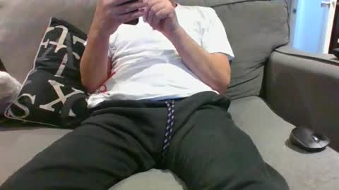 Snapshot of walker033 chatting on December 2024 02:36:02 PM walker033 online show from December 2024 02:36:02 PM