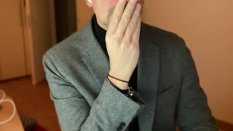 Snapshot of walky78 chatting on December 2024 04:53:02 PM walky78 online show from December 2024 04:53:02 PM