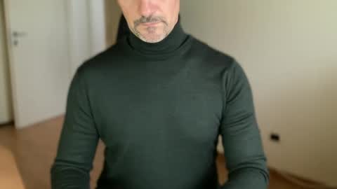 Snapshot of walky78 chatting on January 2025 09:24:02 AM walky78 online show from January 2025 09:24:02 AM