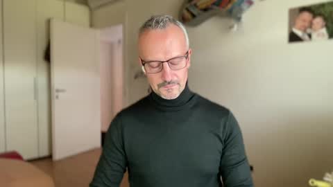 Snapshot of walky78 chatting on January 2025 02:51:02 PM walky78 online show from January 2025 02:51:02 PM