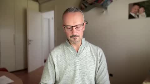 Snapshot of walky78 chatting on February 2025 01:48:02 PM walky78 online show from February 2025 01:48:02 PM