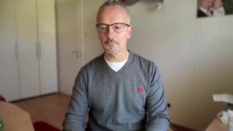 Snapshot of walky78 chatting on March 2025 10:44:02 AM walky78 online show from March 2025 10:44:02 AM