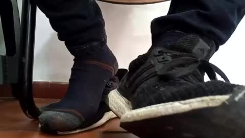 Snapshot of waltherfeet_ chatting on December 2024 02:39:02 PM WaltherFeet online show from December 2024 02:39:02 PM