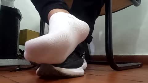 Snapshot of waltherfeet_ chatting on January 2025 06:46:01 PM WaltherFeet online show from January 2025 06:46:01 PM