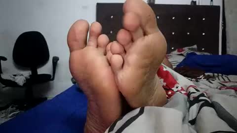 Snapshot of waltherfeet_ chatting on July 2026 08:49:02 AM WaltherFeet online show from July 2026 08:49:02 AM