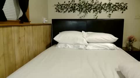 Snapshot of wanderlustgaal chatting on December 2025 10:32:01 AM wanderlustgaal online show from December 2025 10:32:01 AM